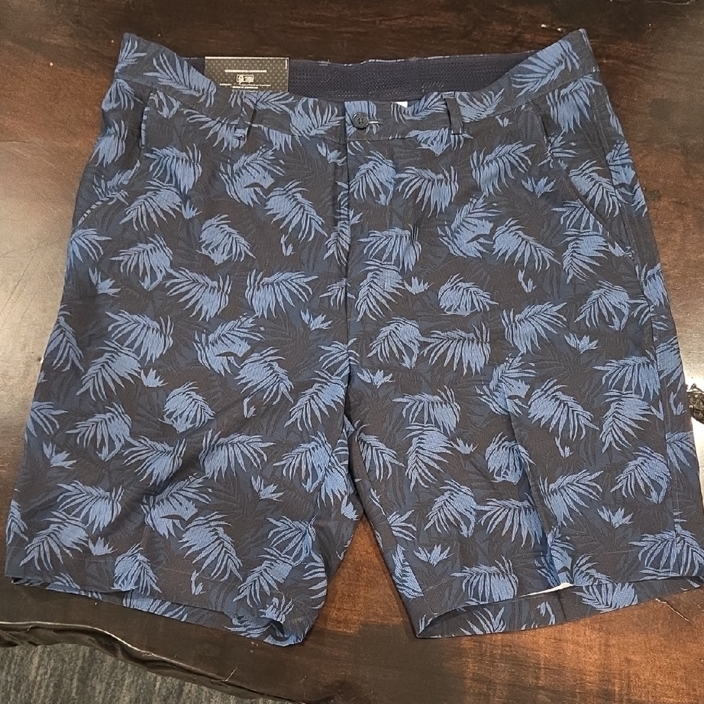 Greg Norman Collection Blue Flat Front Resort Shorts